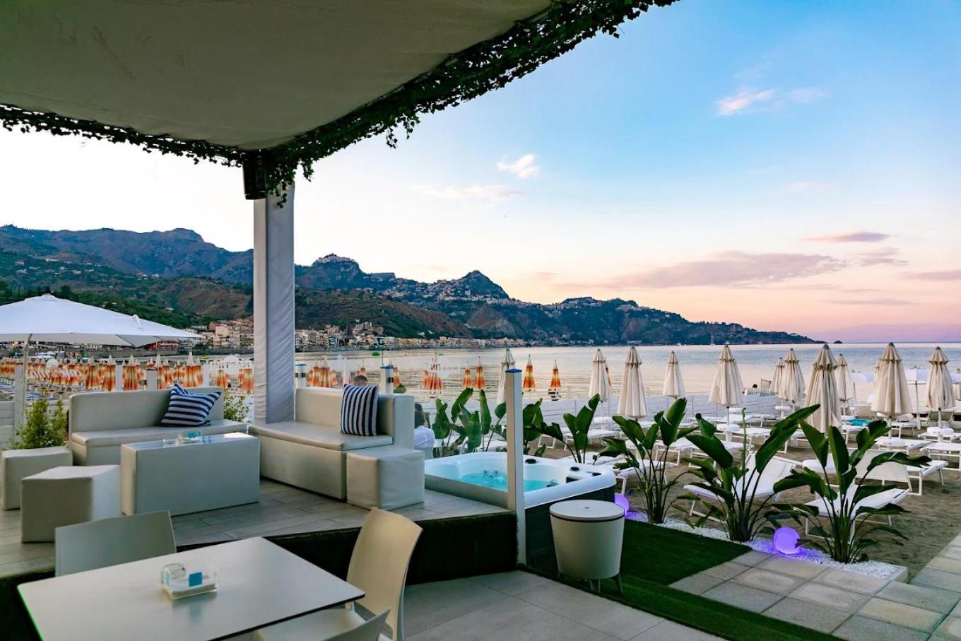 Casa Vacanza Giardini Naxos Taormina Miranaxos Eksteriør bilde